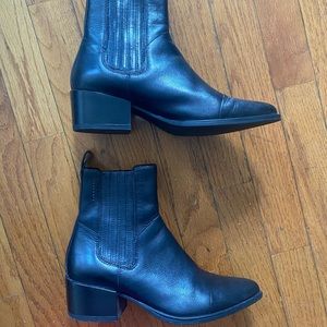 Vagabond Chelsea Boots